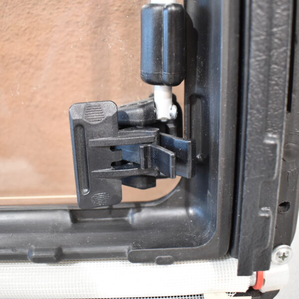 Seitz Ausstellfenster 720x330mm schwarz