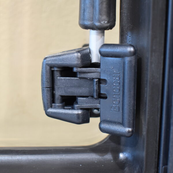 Ausstellfenster 370x500mm schwarz