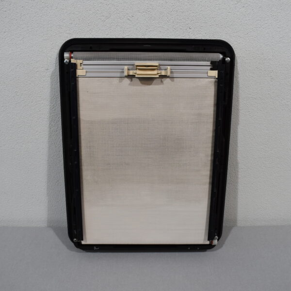 Ausstellfenster 370x500mm schwarz