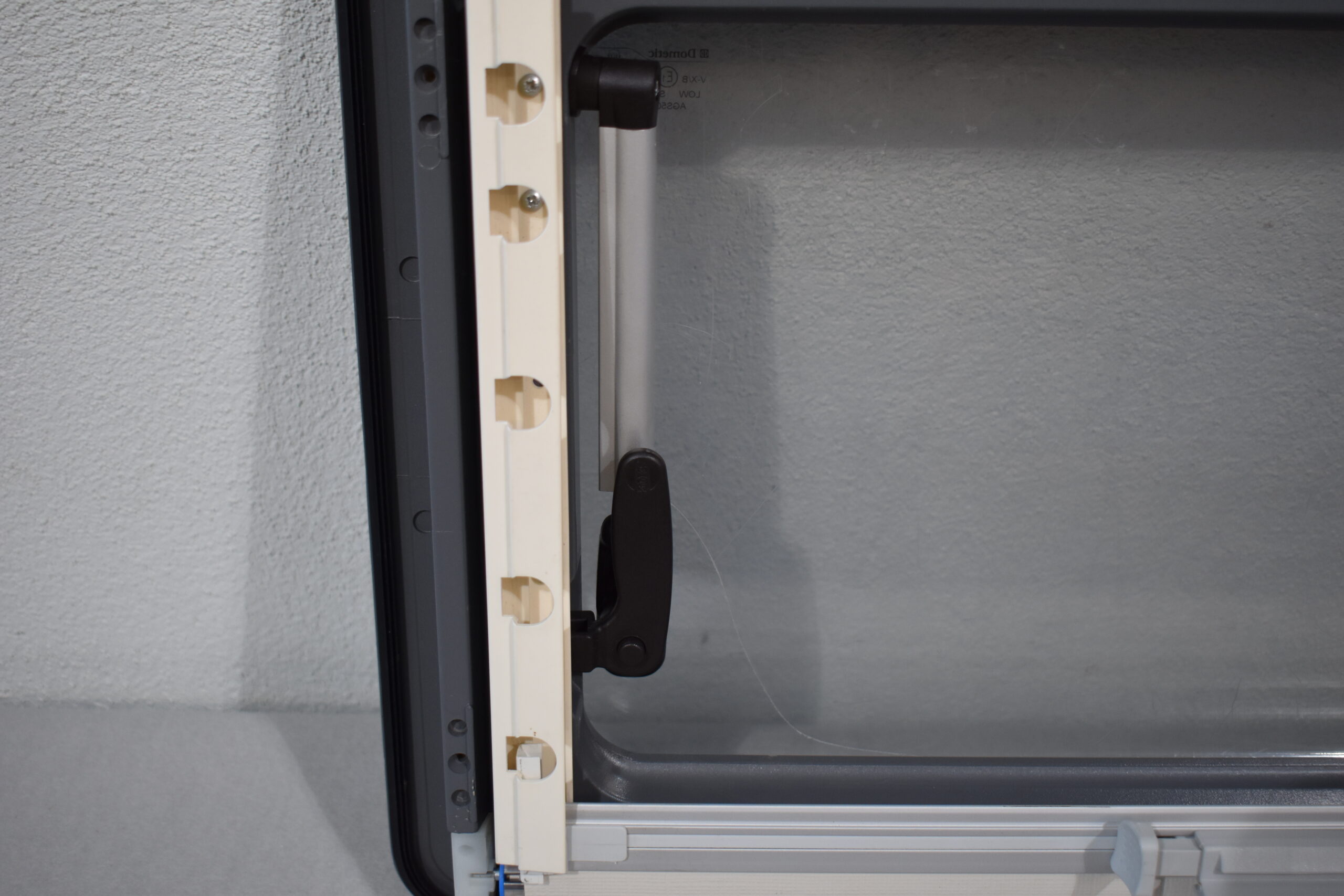 Dometic S4 Ausstellfenster 500x350mm grau