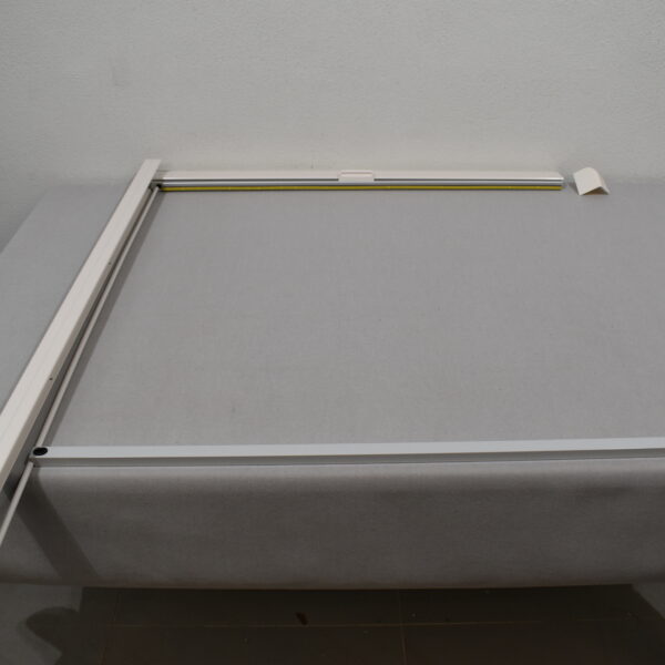 Verdunklungsrollo Beifahrerseite 900x1125mm weiß