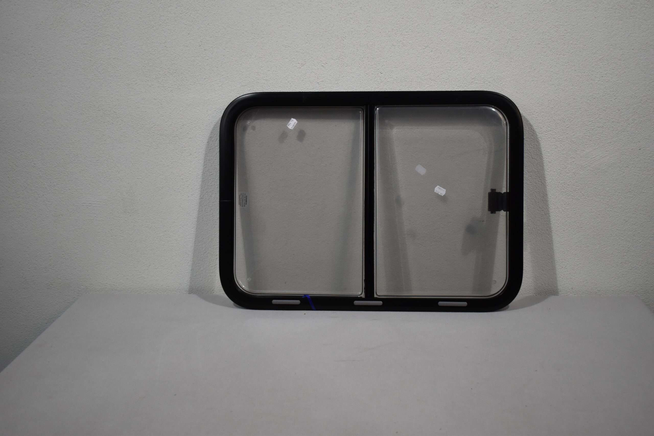 Dometic S7 Schiebefenster 700x500 cm Alurahmen schwarz