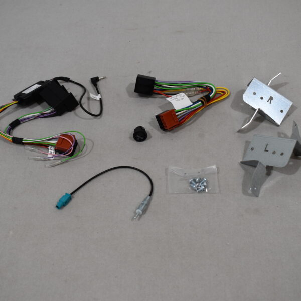 Caratec CIT200 Install Einbausatz für Ford Transit