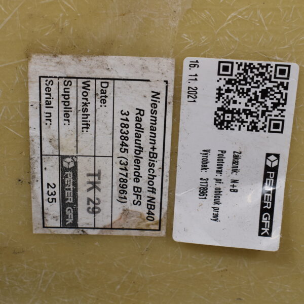 Niesmann und Bischoff i Smove 2021-2024 Radlaufblende Beifahrerseite; weiß