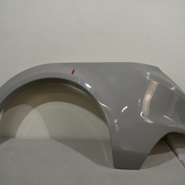 Niesmann und Bischoff i Smove 2021-2024 Radlaufblende Beifahrerseite; hell grau