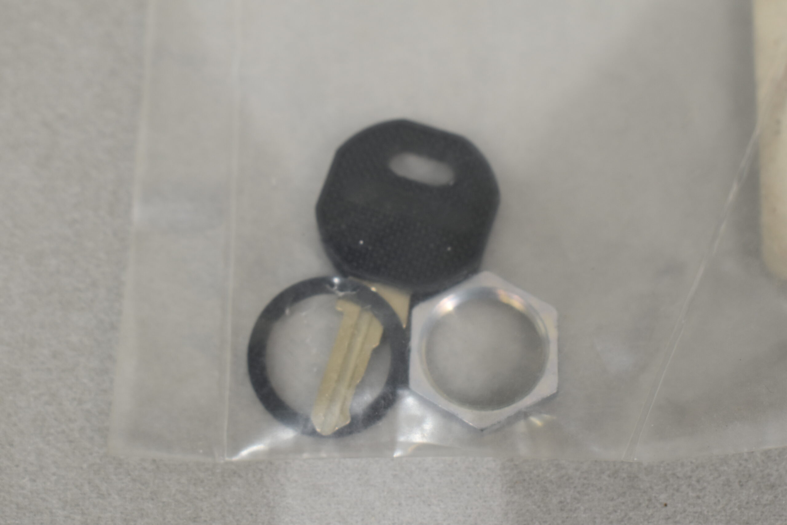 Reweko Zylinderschloss mit Schlüssel