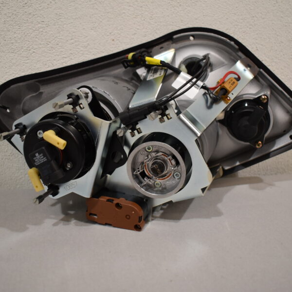 Leuchtenträger einteilig links IN3 MJ2