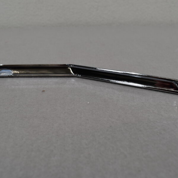 Chromblende für Kühlergrill-Teilstück