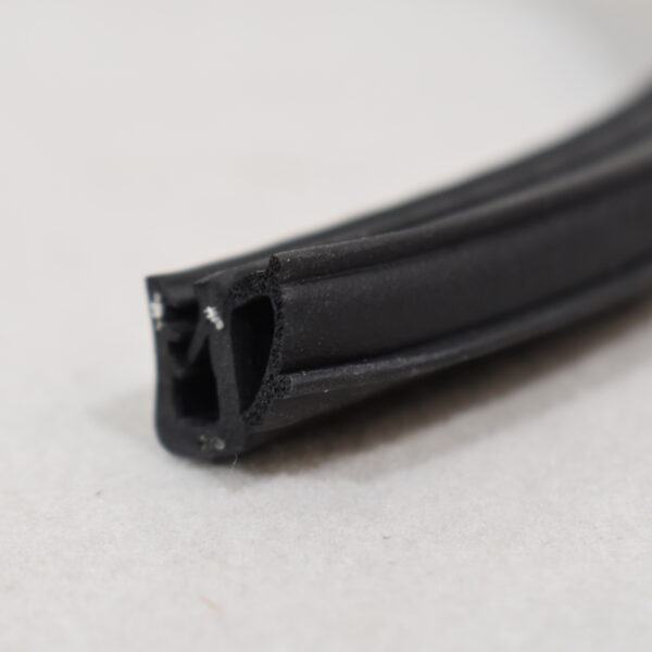 Dichtprofil / Kantenschutz A1 550NBR
