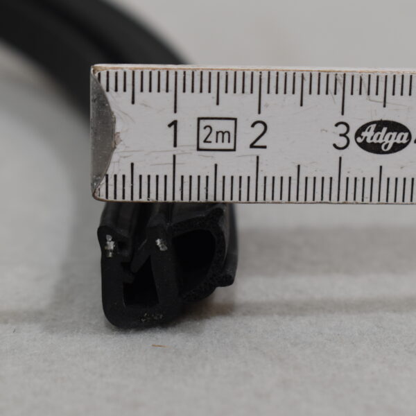 Dichtprofil / Kantenschutz A1 550NBR