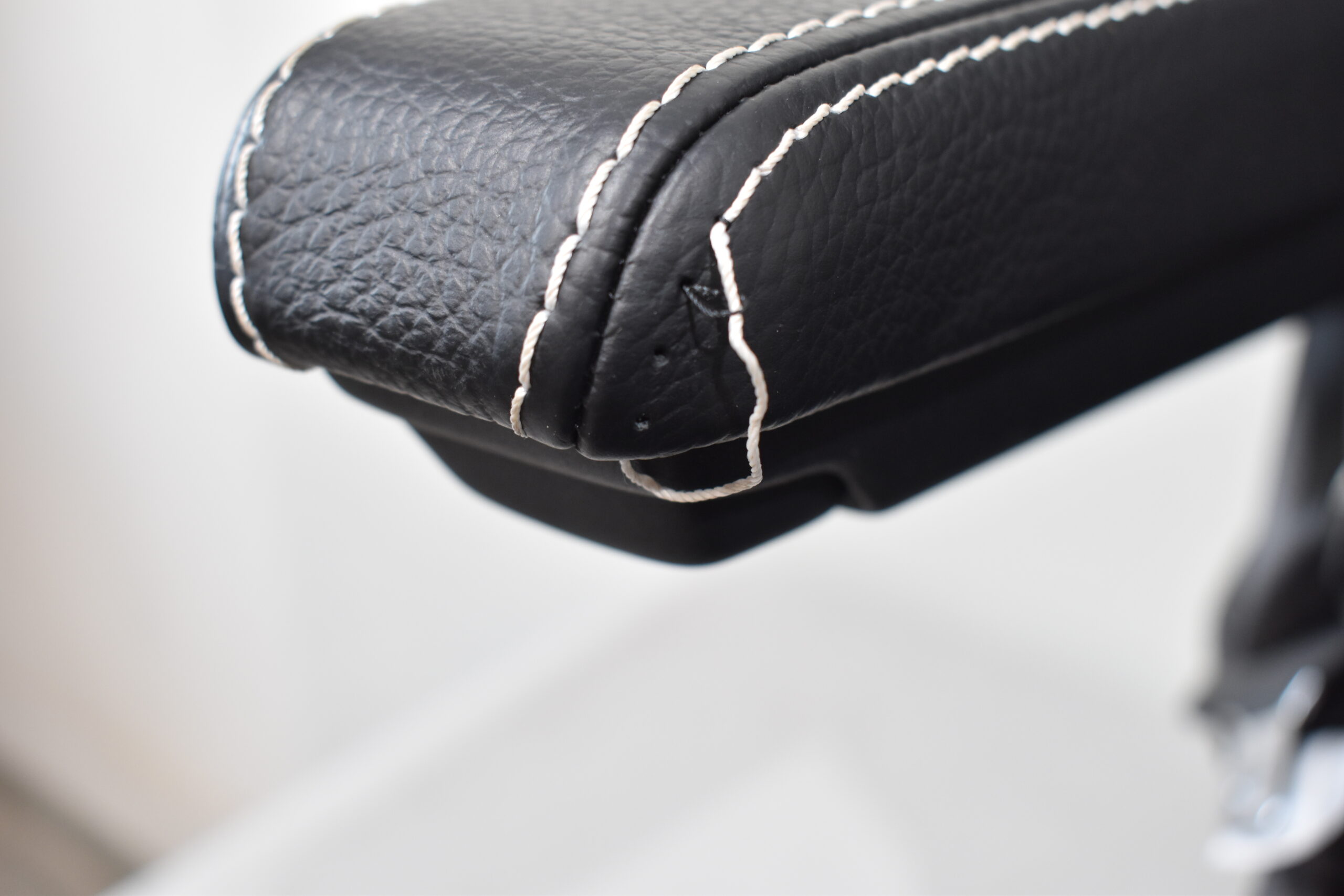 Aguti-Beifahrersitz; schwarz