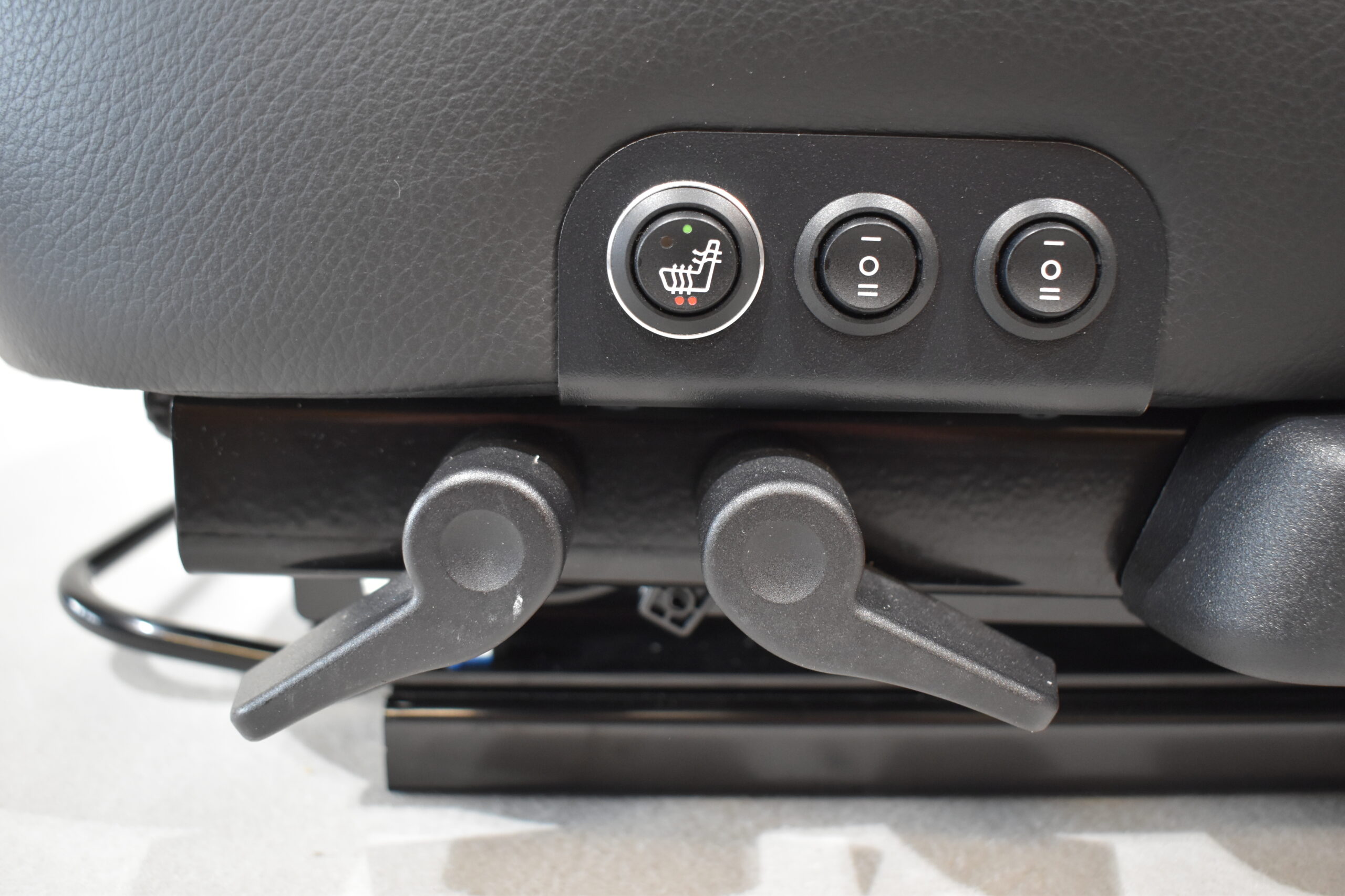 Aguti-Beifahrersitz; schwarz