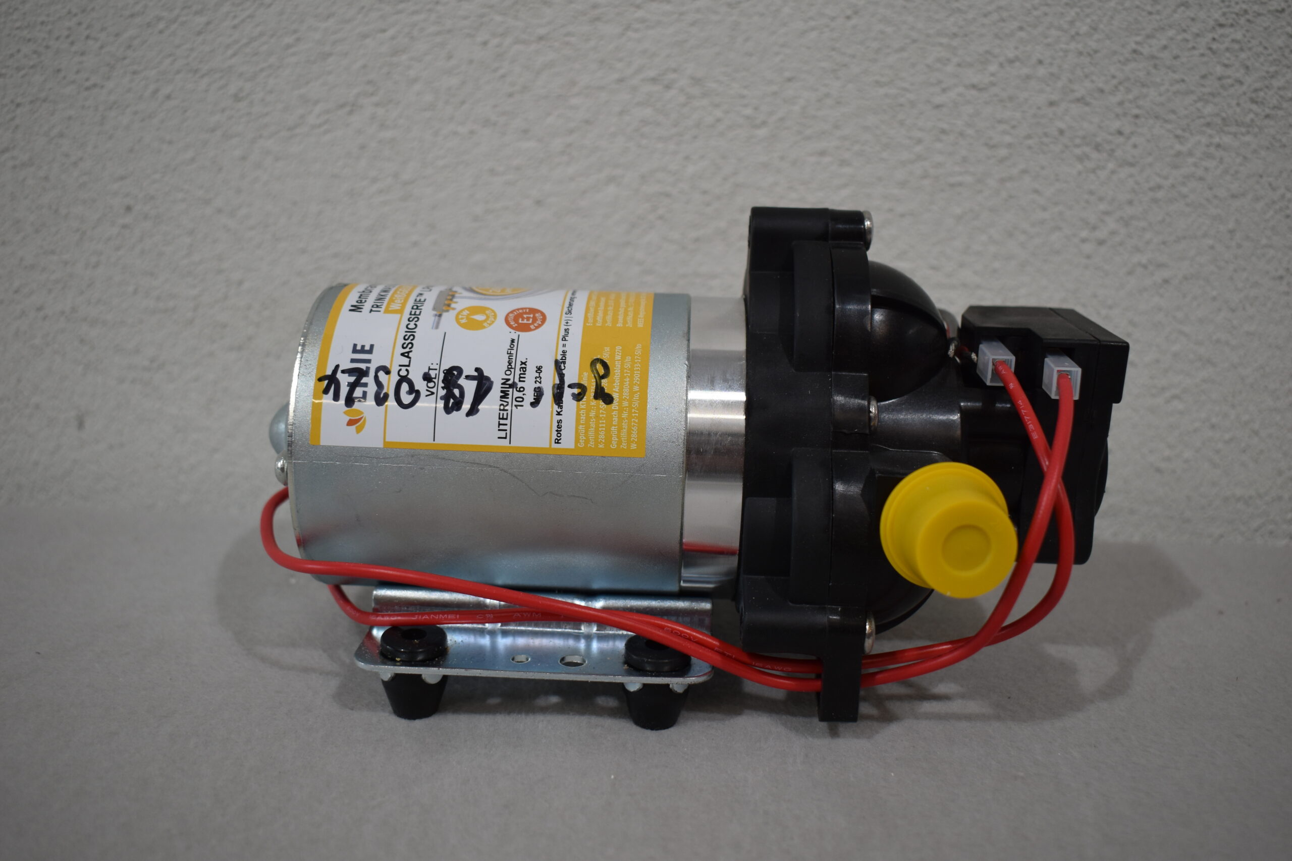 Lilie Membranpumpe Trinkwassersystem LP403