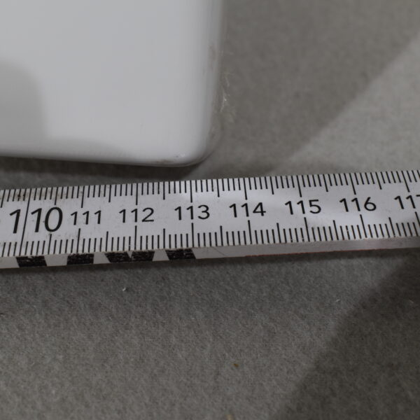 Bürstner Schürze links; weiß