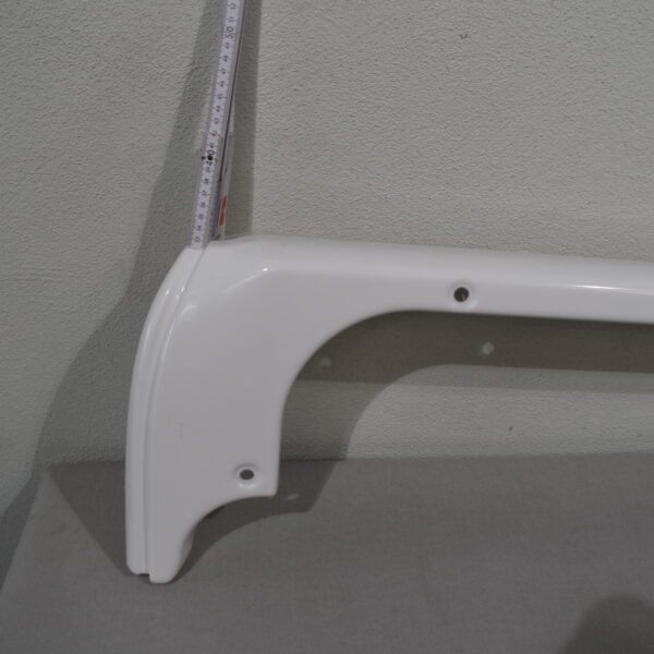 Bürstner Schürze links; weiß