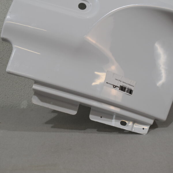 Anschluss Fender, Bug links