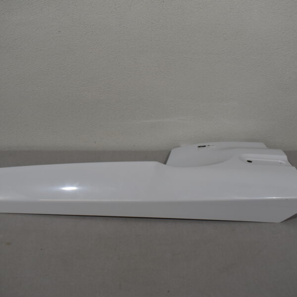 Anschluss Fender, Bug links