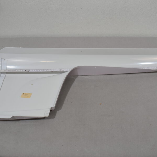 Knaus Anschluss Fender, Bug rechts