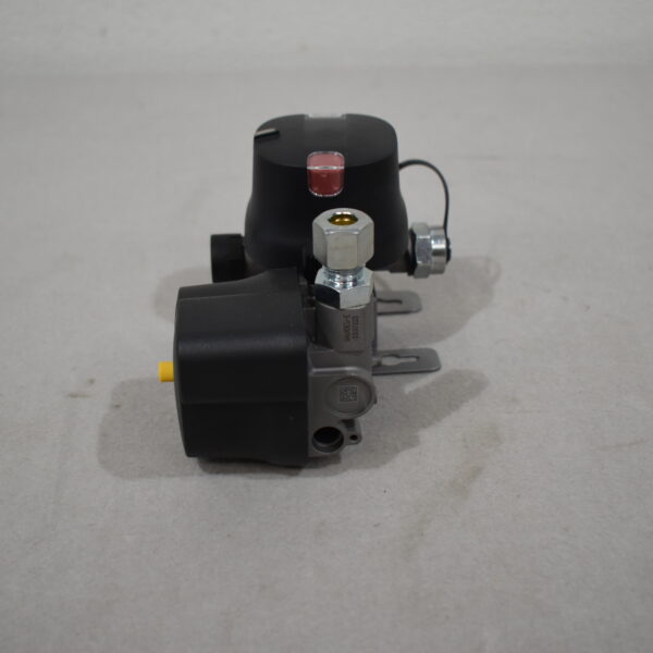 Truma Gasdruckregler Duo Control CS horizontal