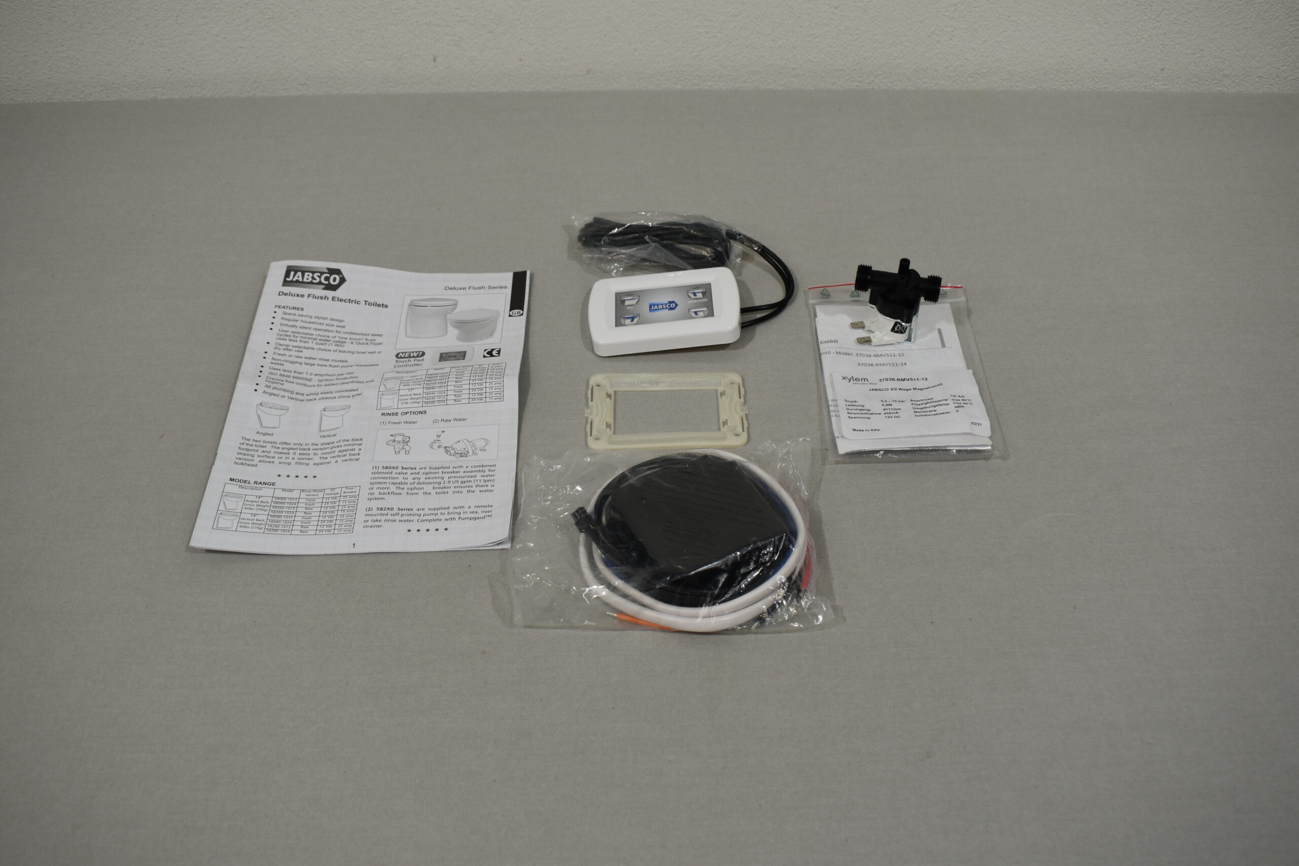 Jabsco Deluxe Flush Electric Toilets-Set