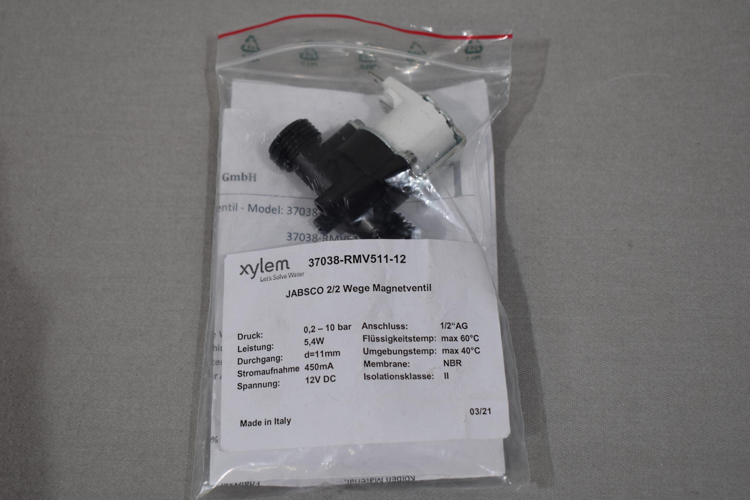 Jabsco Deluxe Flush Electric Toilets-Set