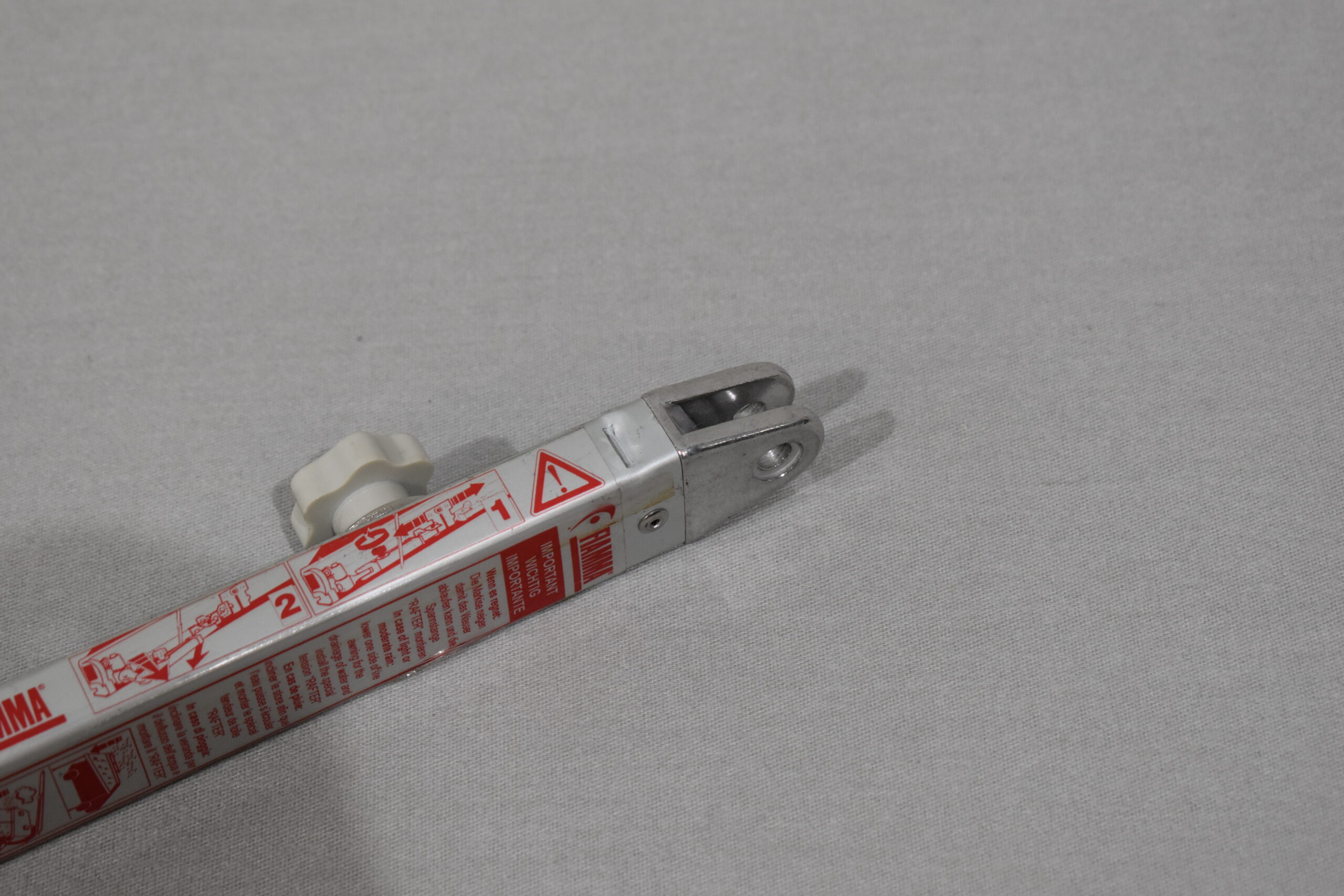 Fiamma Markisenstützfuß; links