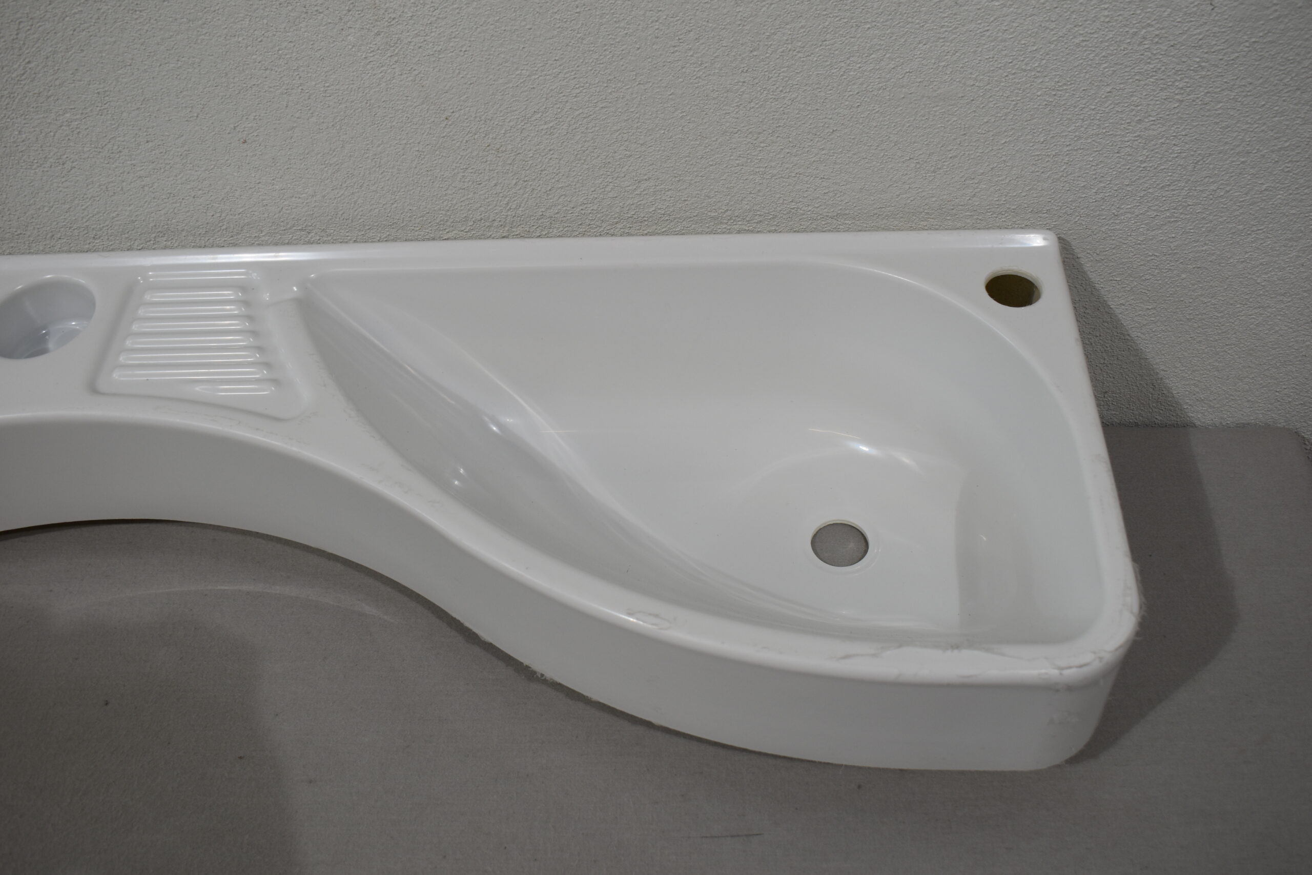 Einbauwaschbecken 985x325x105mm; weiß