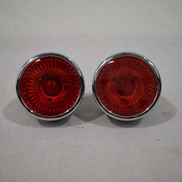 Hella Heckleuchte Satz 12 Volt; 2SB 009 001-061