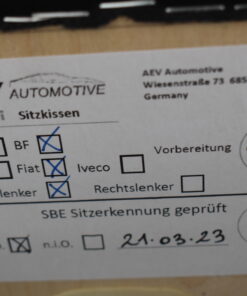 Aguti Fahrer und Beifahrersitz; schwarz/grau