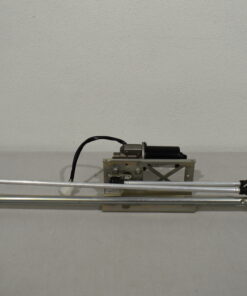 Scheibenwischmotor b-b Systemtechnik mit Arm