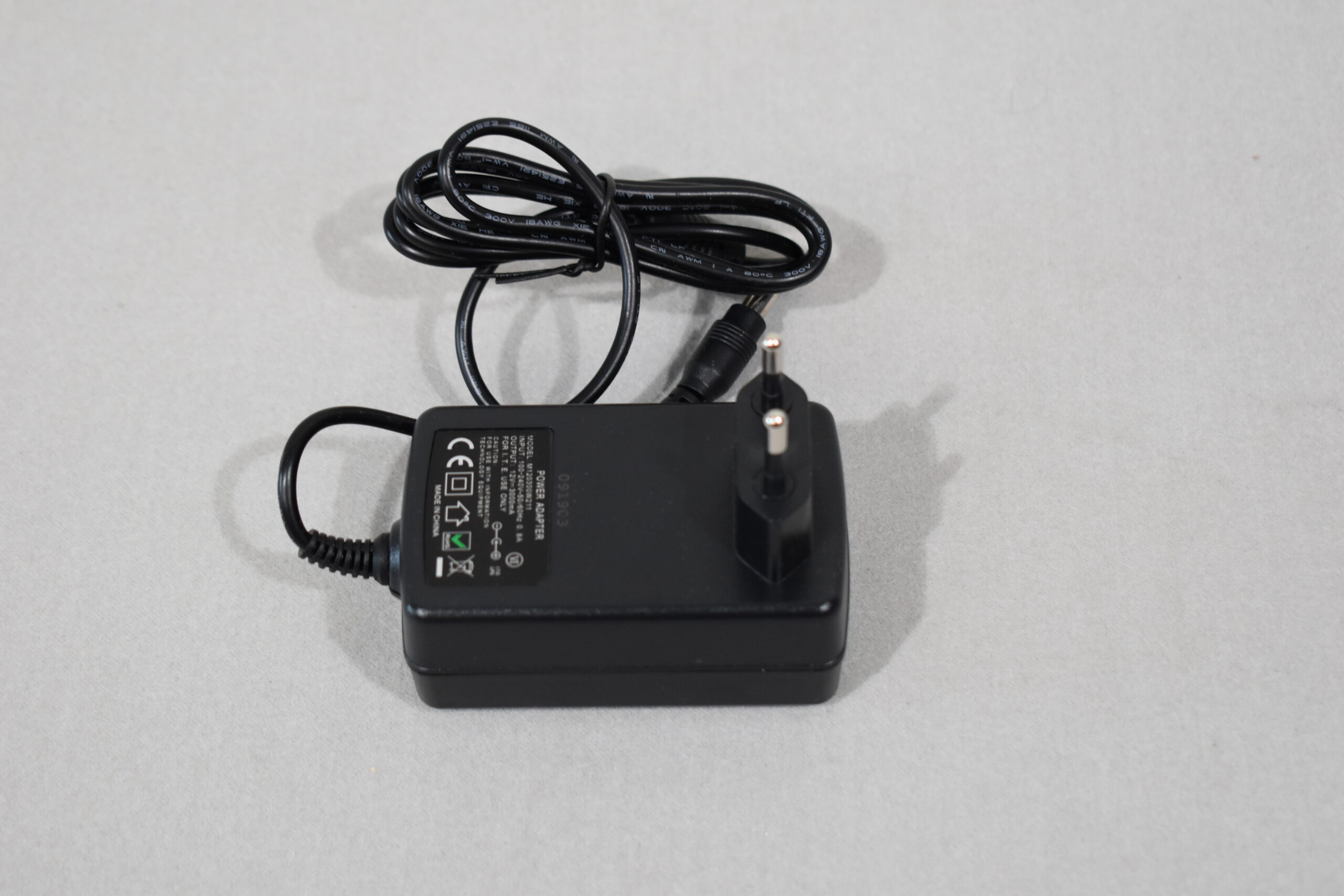 Power Adapter M120300W211 – Bild 2