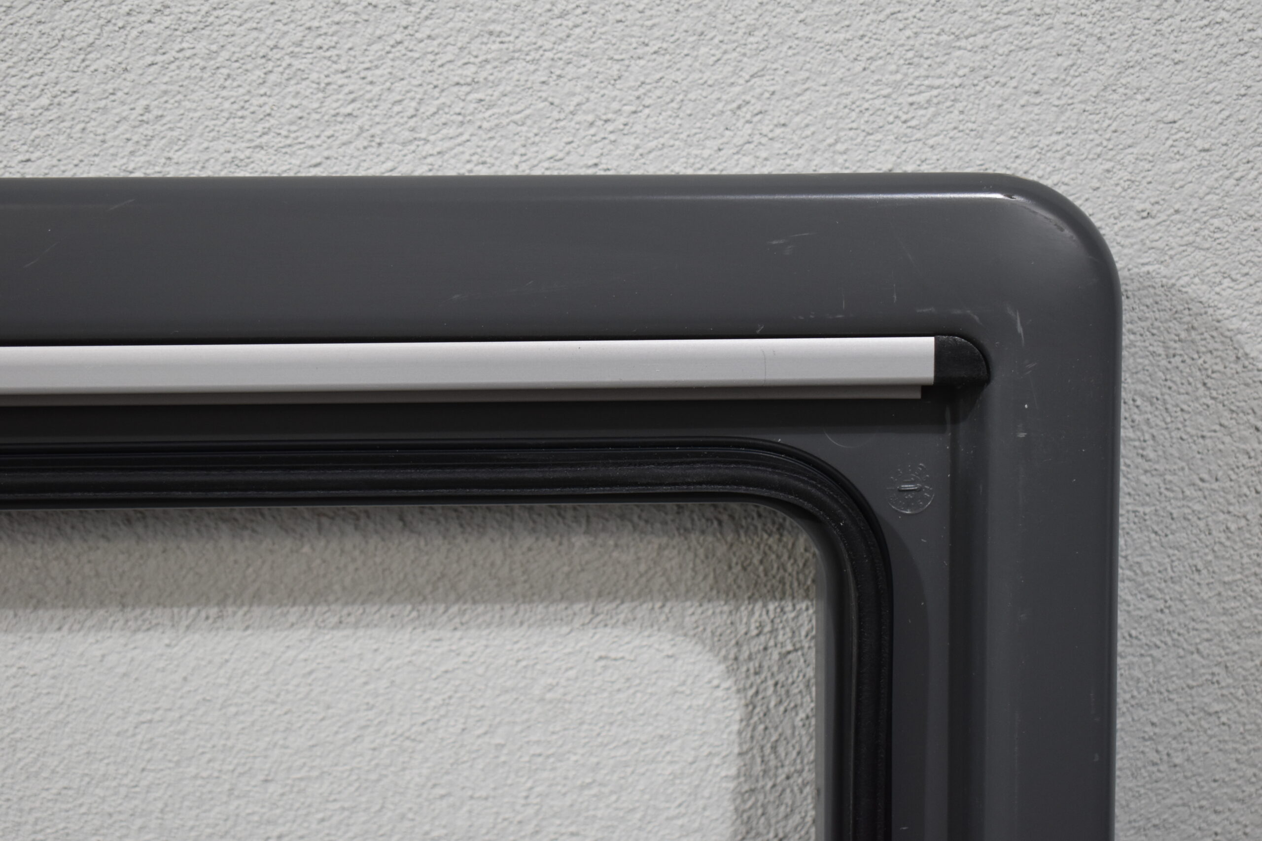 Aussenrahmen für Seitz S4 Ausstellfenster 1300x600 – Bild 3