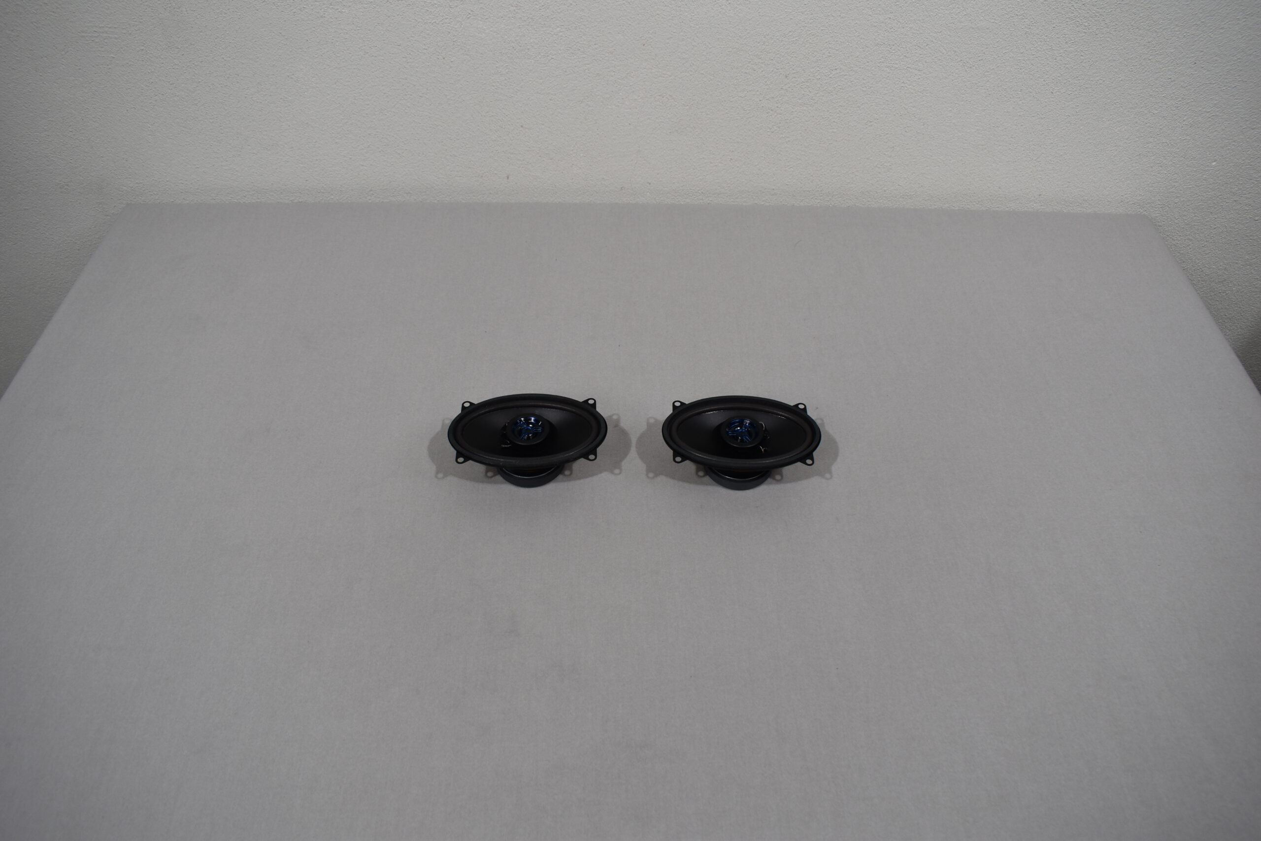 Visatron Lautsprecher-Satz mit Blende