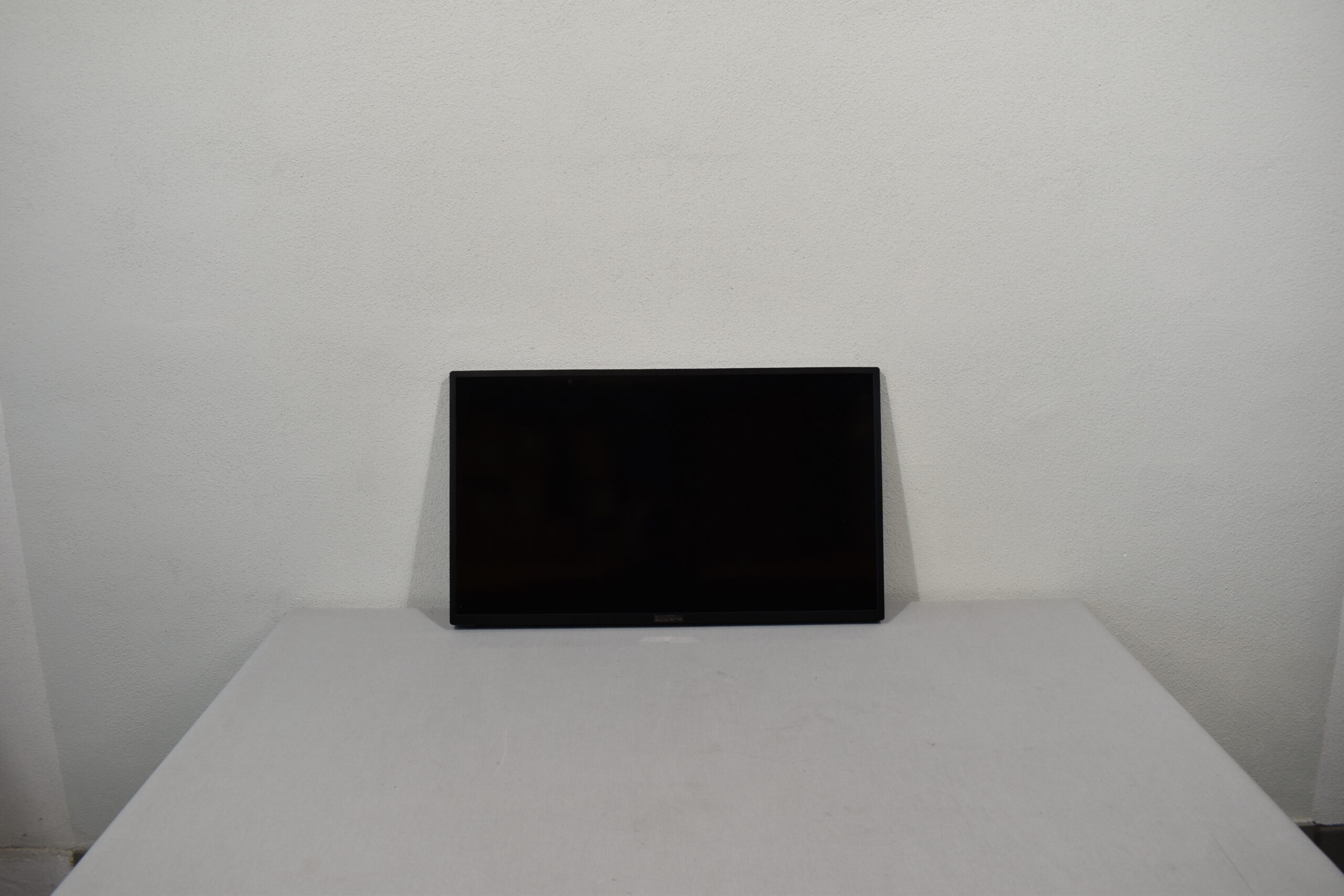 Alphatronics S-Linie 32" TV