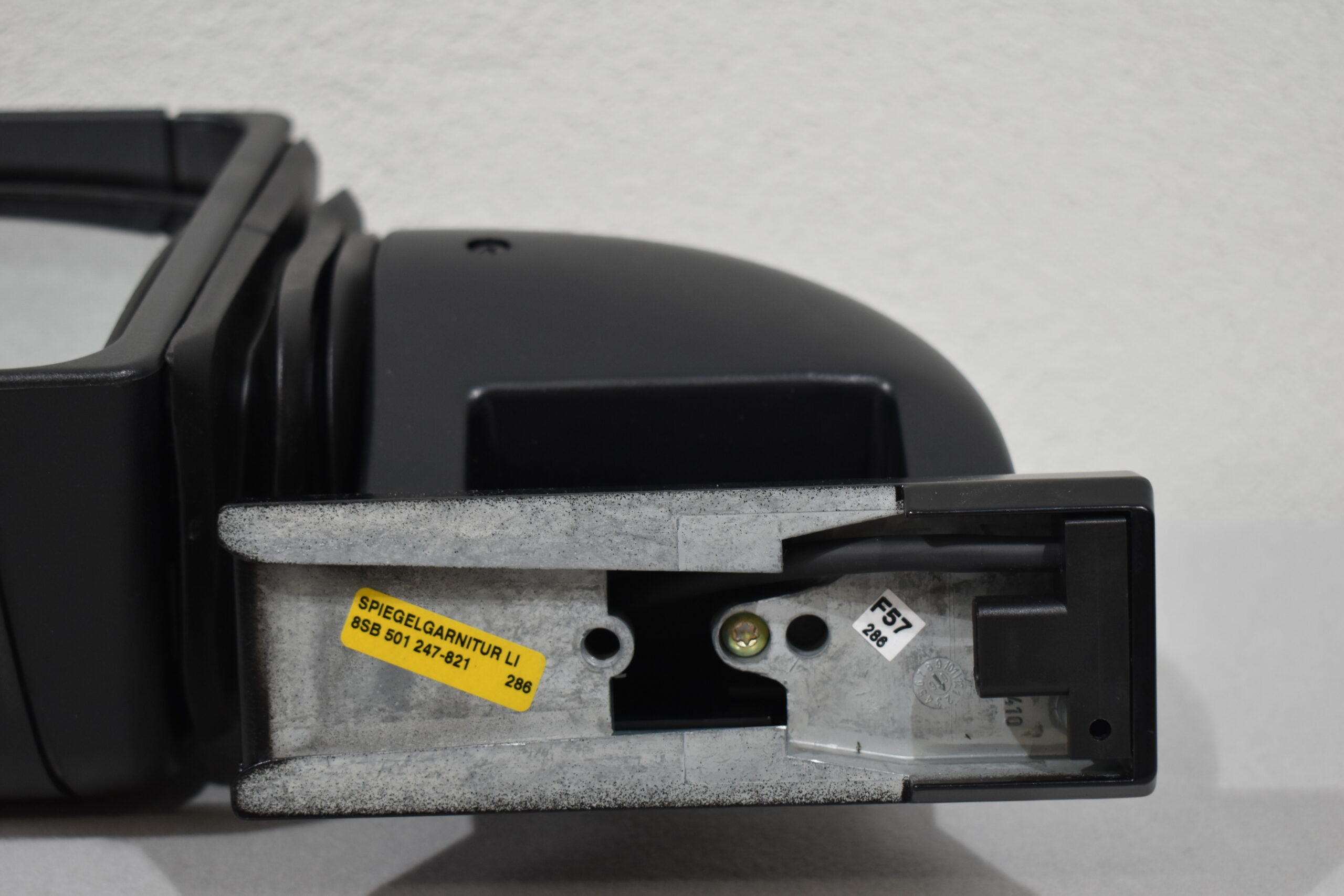 Niesmann und Bischoff Clou Liner 2 Rückspiegel; Fahrerseite – Bild 4