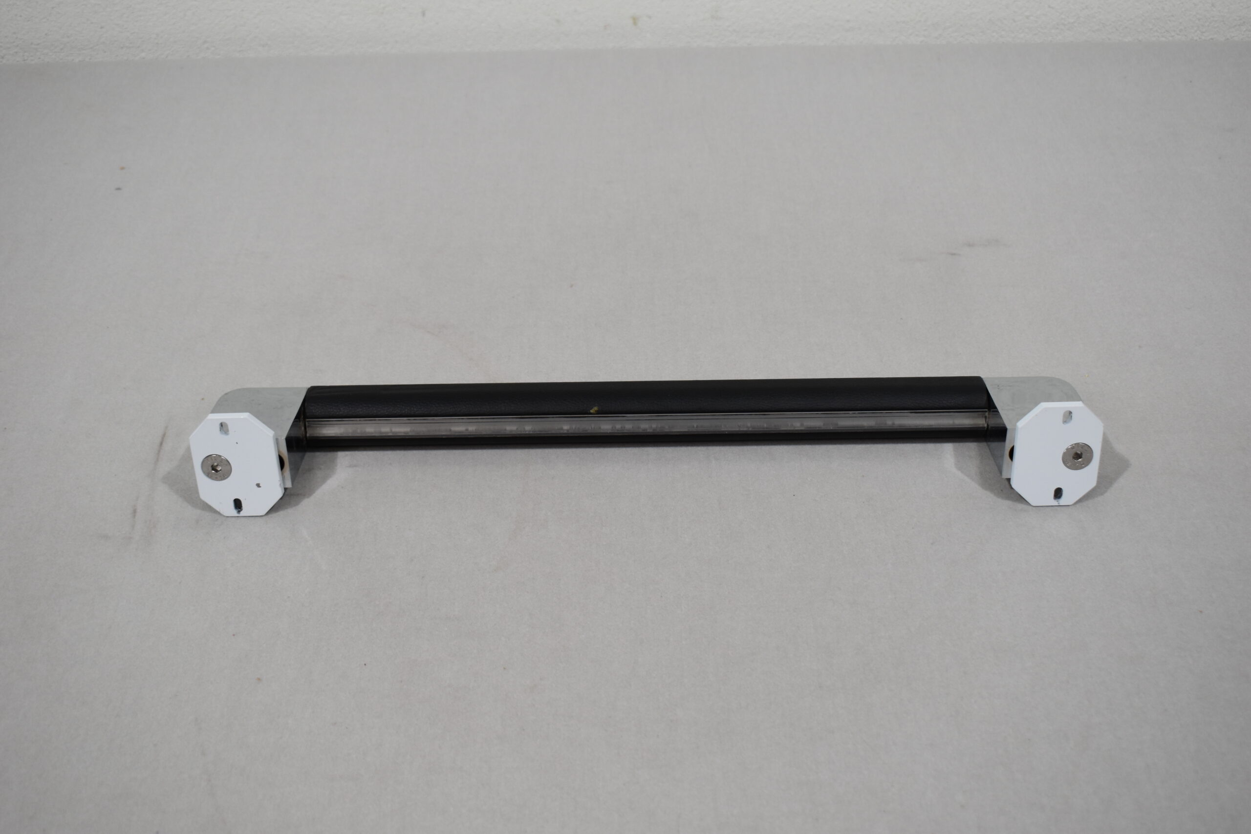 Niesmann und Bischoff Türeinstiegsgriff mit Platte – Bild 4