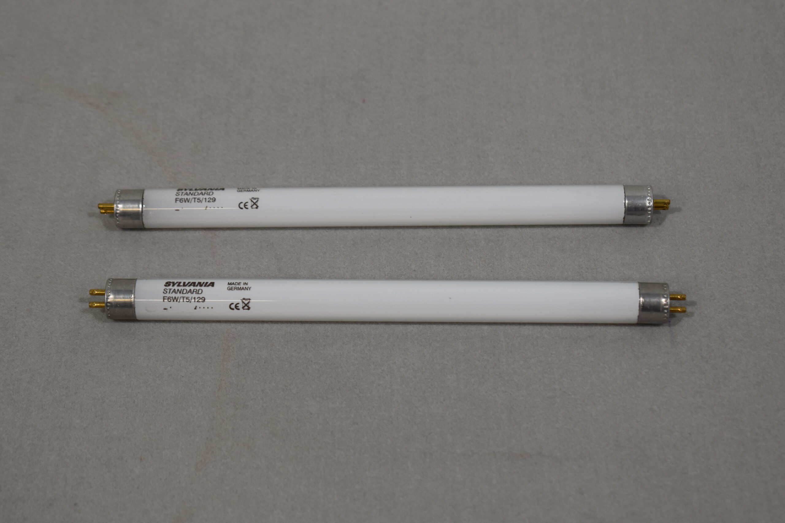 Sylvania Leuchtstoffröhren-Paar – Bild 2