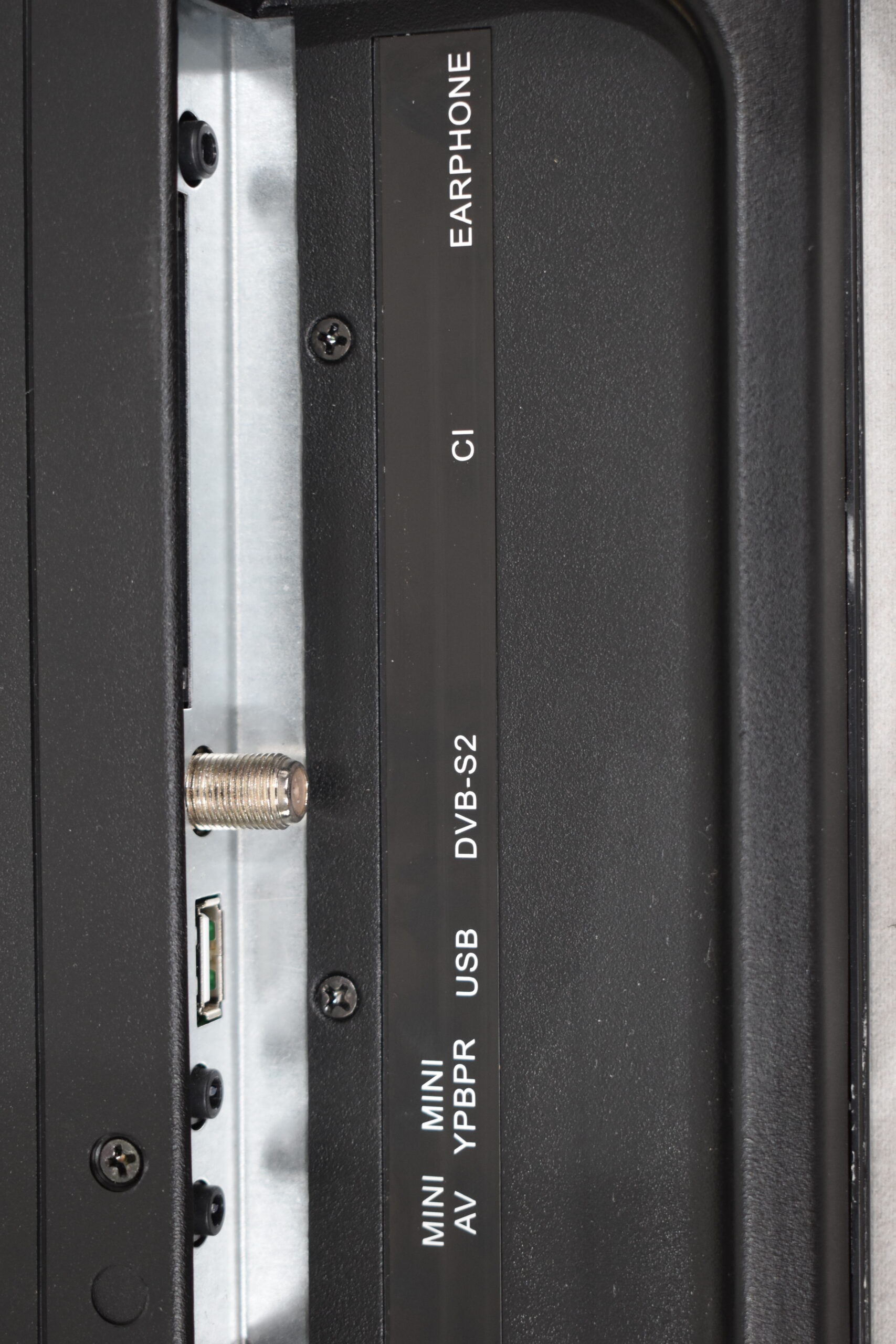 Caratec Vision LED TV; 22" – Bild 10