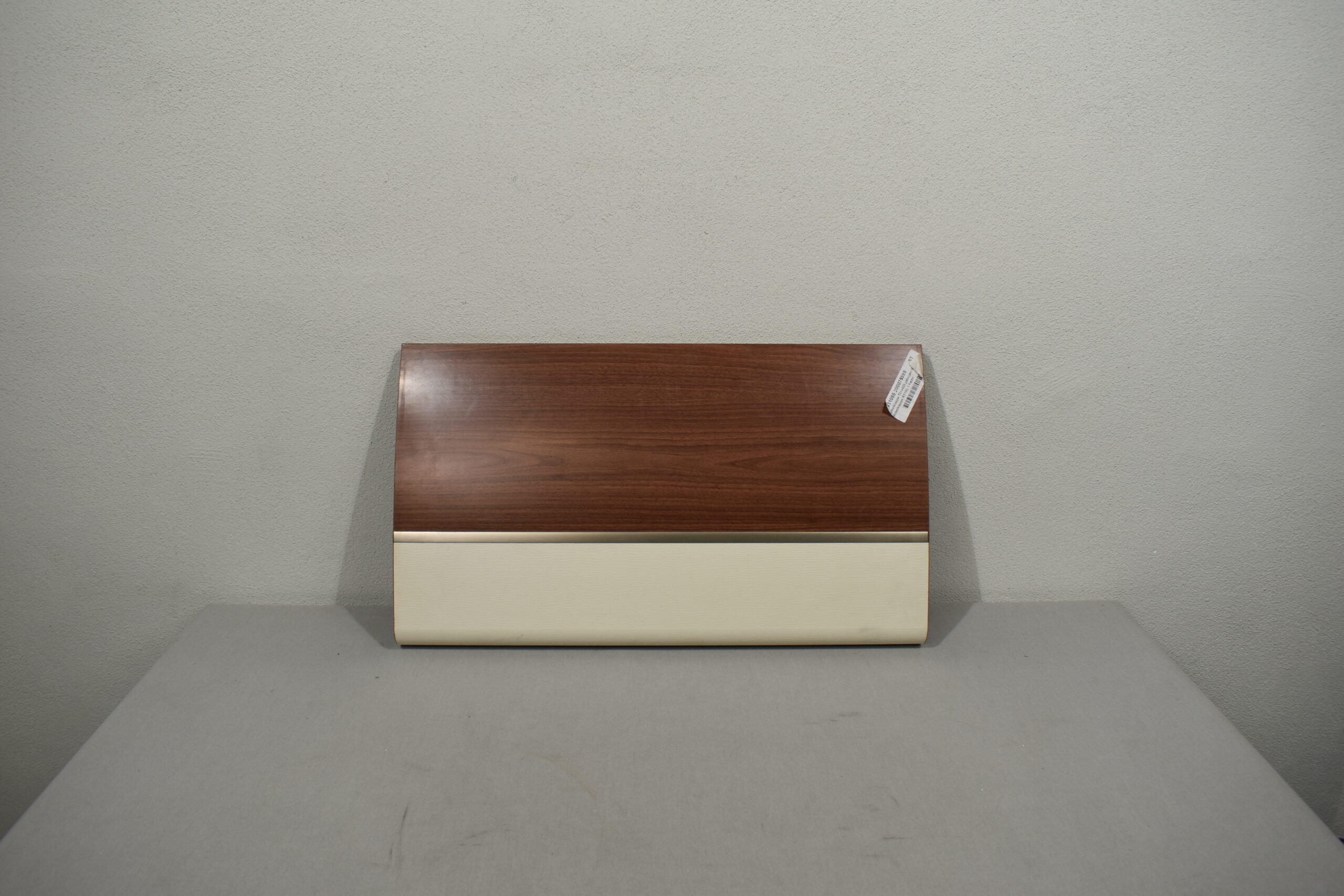 Möbelklappe gebogen; braun-weiß; 420x731mm