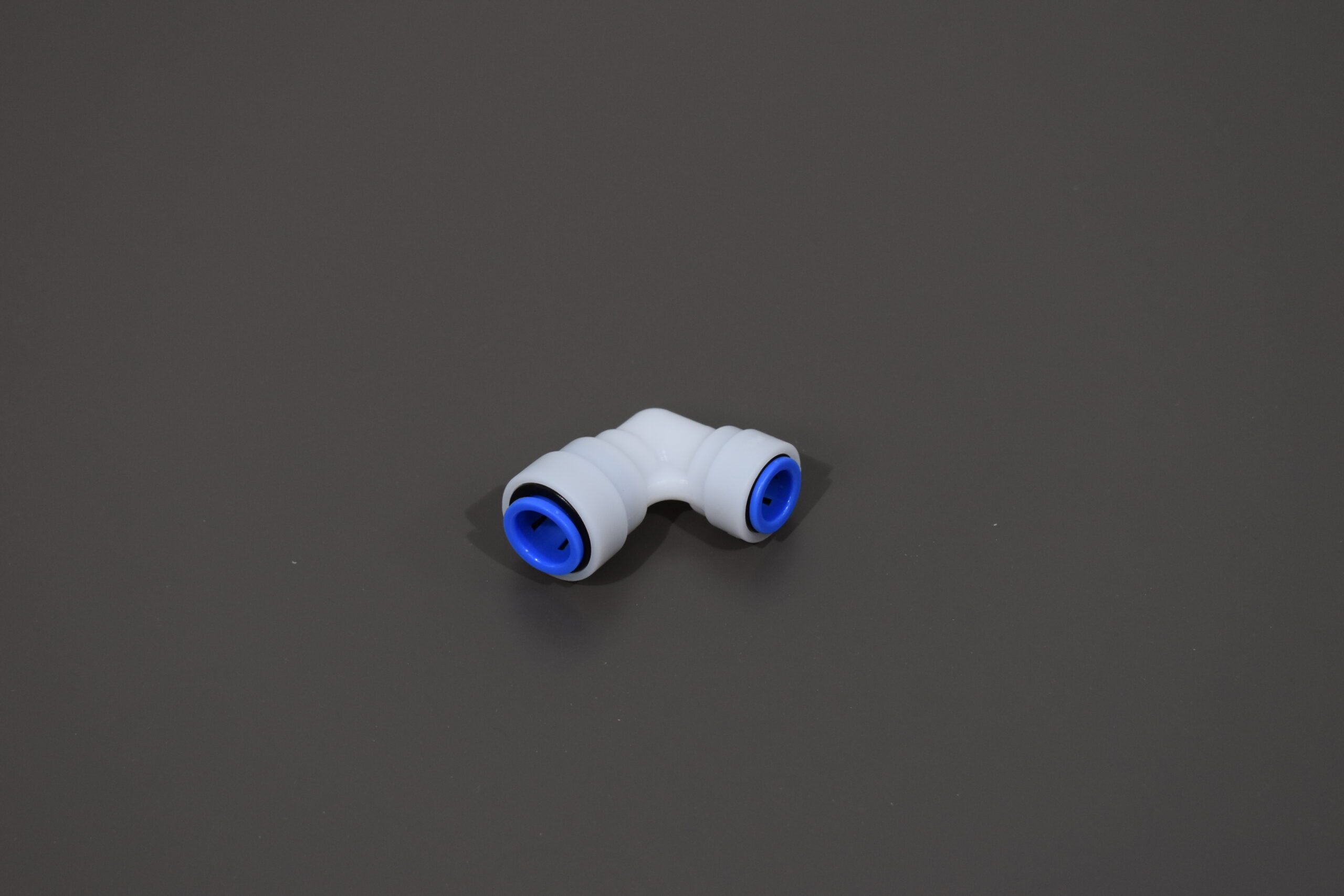 Truma 90 Grad Kniestück / Steckverbinder; 12/10mm – Bild 2