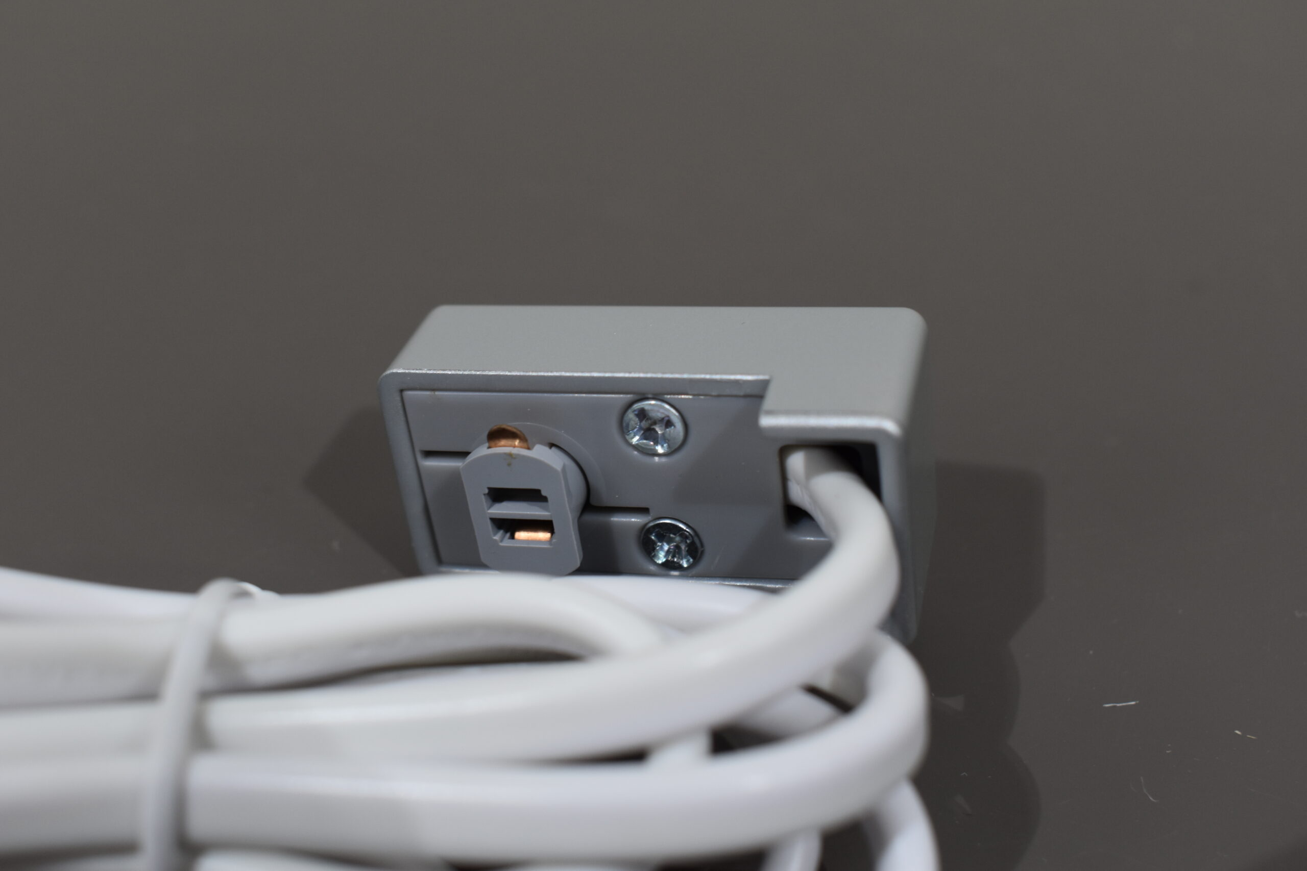 Stromeinspeisung für 12 Dometic Stromschiene – Bild 7