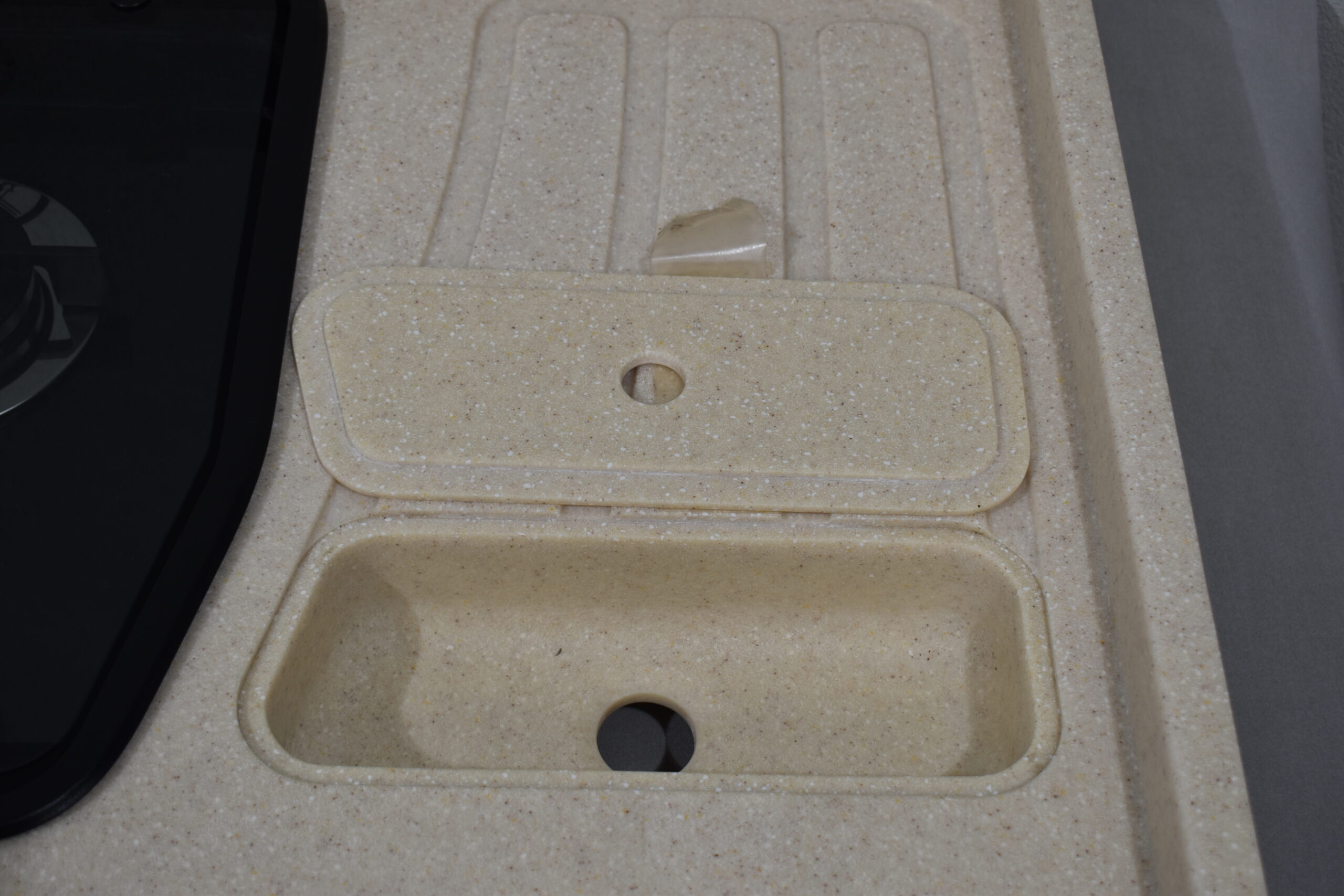 Niesmann und Bischoff Küchenplatte mit Thetford Gaskocher – Bild 10