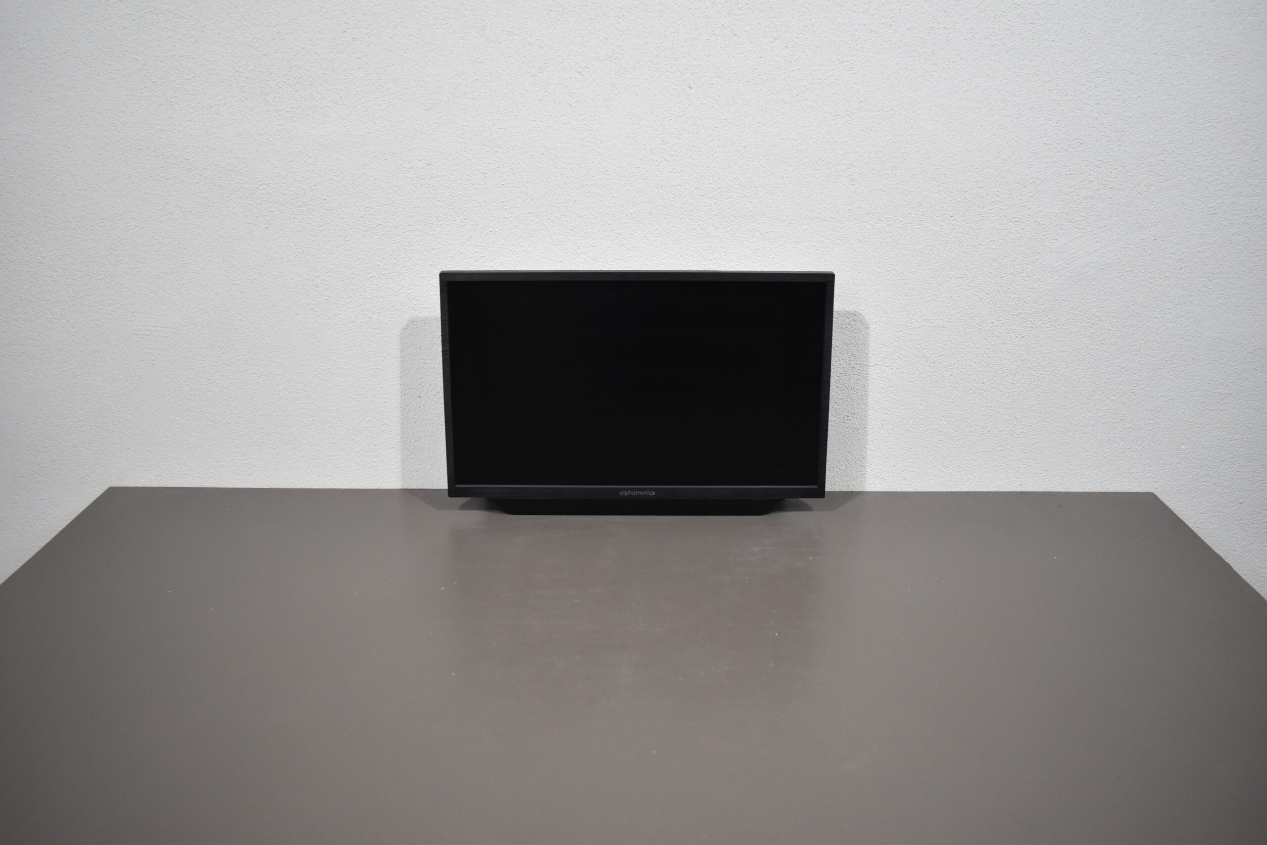 Alphatronics SLA-22 DSBAI+ H Smart TV 22" – Bild 2