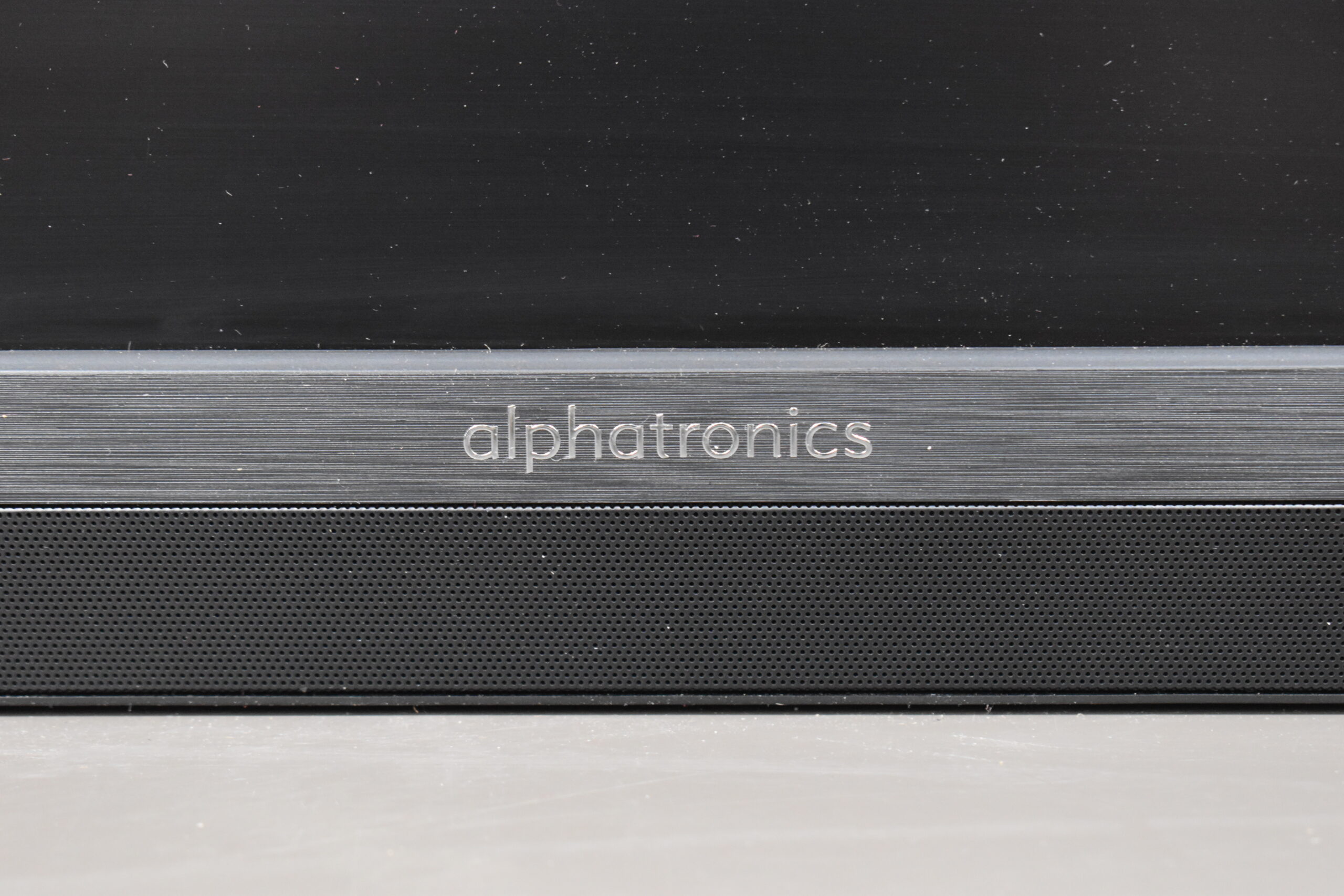Alphatronics SLA-22 DSBAI+ H Smart TV 22" – Bild 4