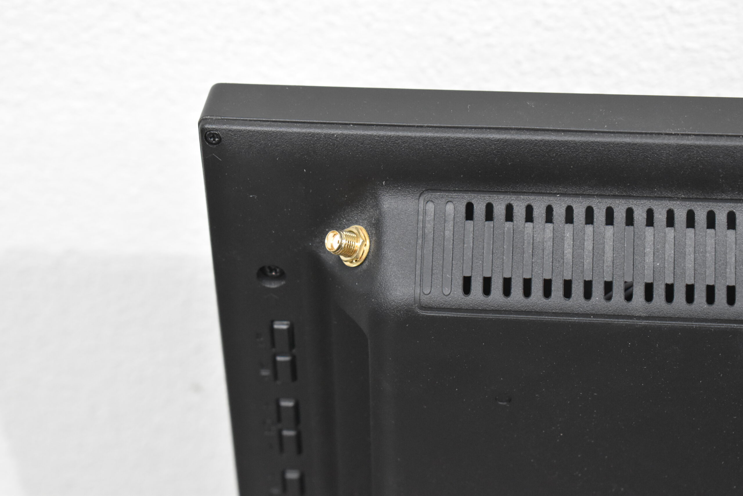 Alphatronics SLA-22 DSBAI+ H Smart TV 22" – Bild 6