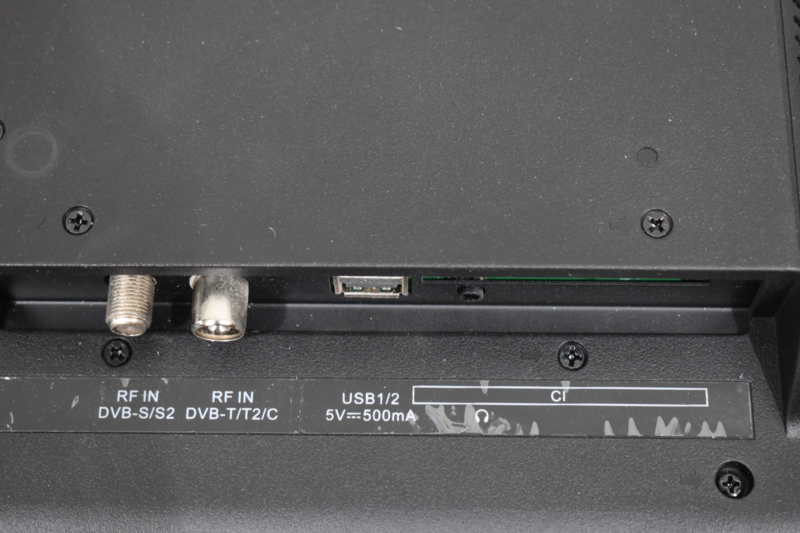 Alphatronics SLA-22 DSBAI+ H Smart TV 22" – Bild 10