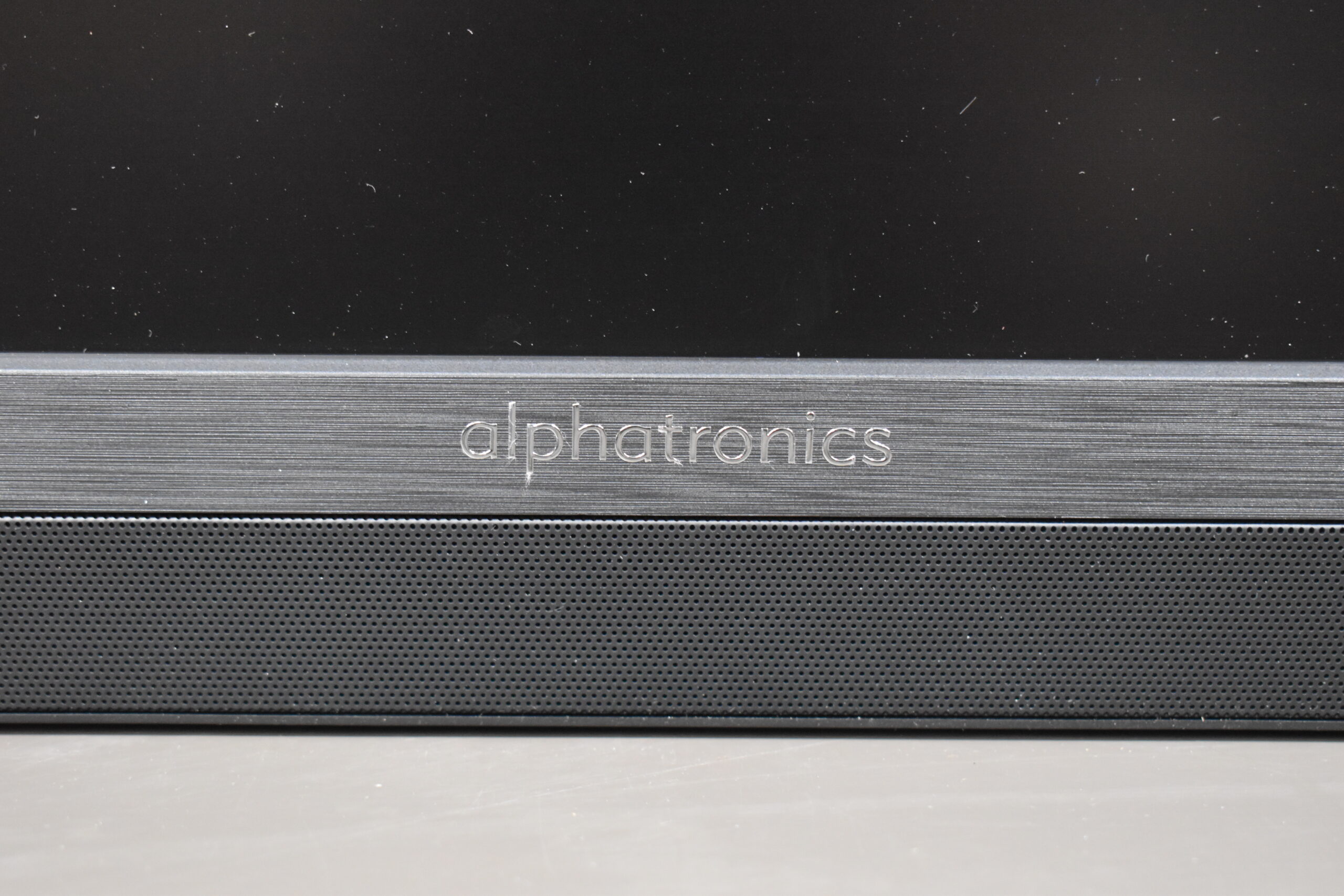 Alphatronics SLA-22DSBAI+ Smart TV 22" – Bild 3