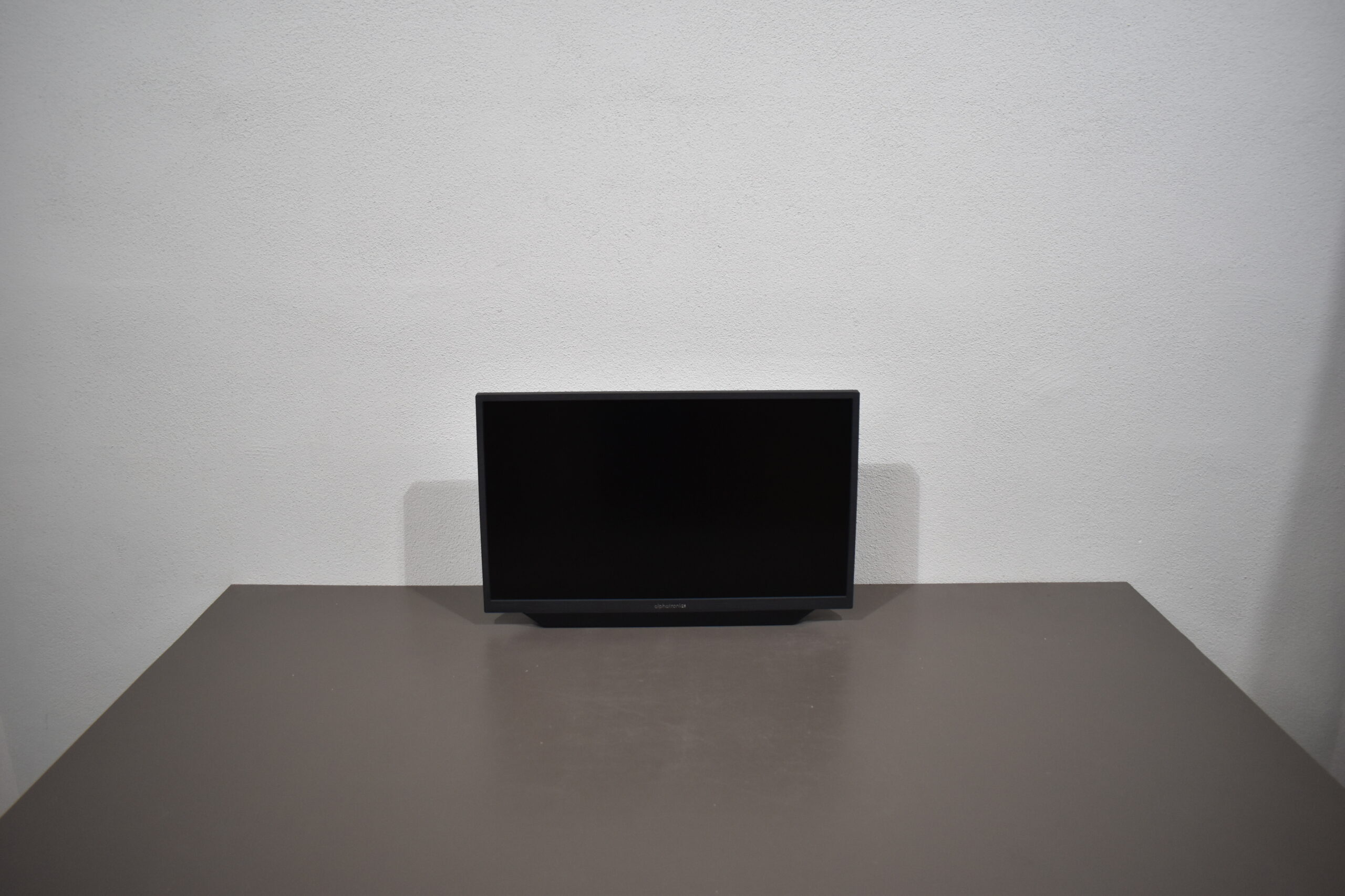 Alphatronics SLA-24 DSBAI+H Smart TV 24"