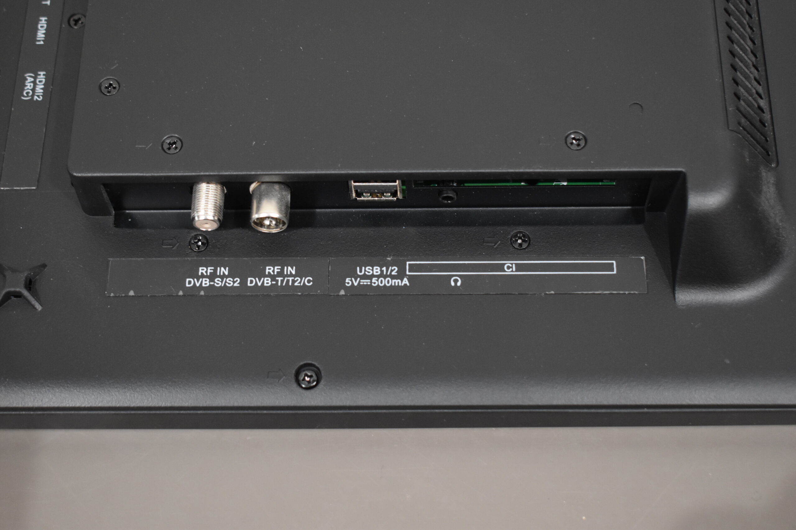 Alphatronics SLA-24 DSBAI+H Smart TV 24" – Bild 8