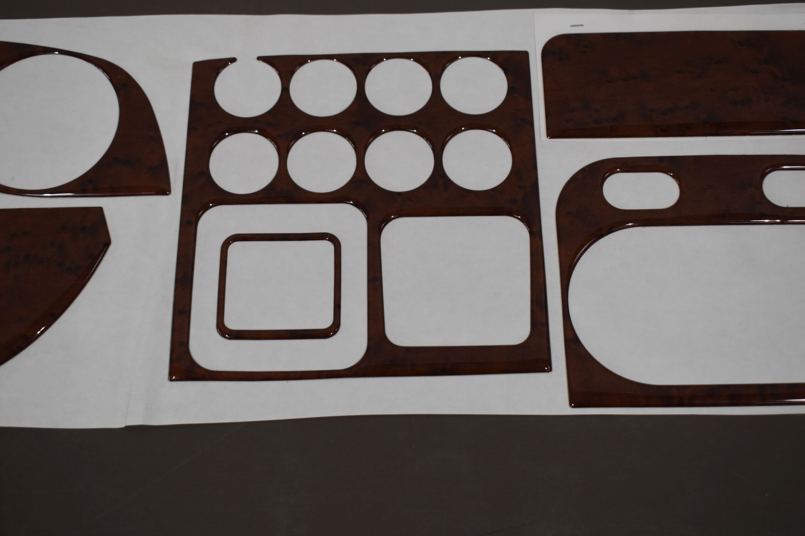 9 teiliges Dekor für Iveco Daily; ab BJ 11.2000 – Bild 7